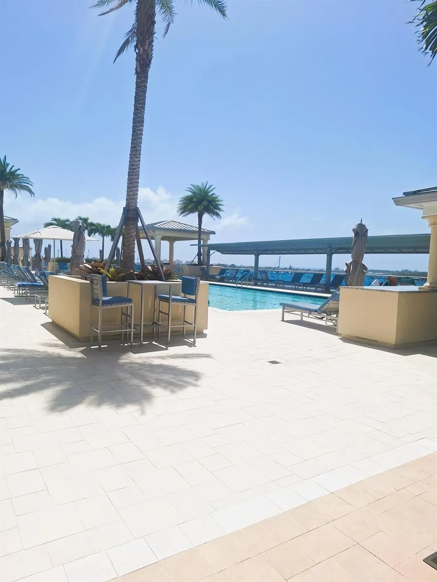 2650 Lake Shore Drive #1705 Riviera Beach, FL 33404