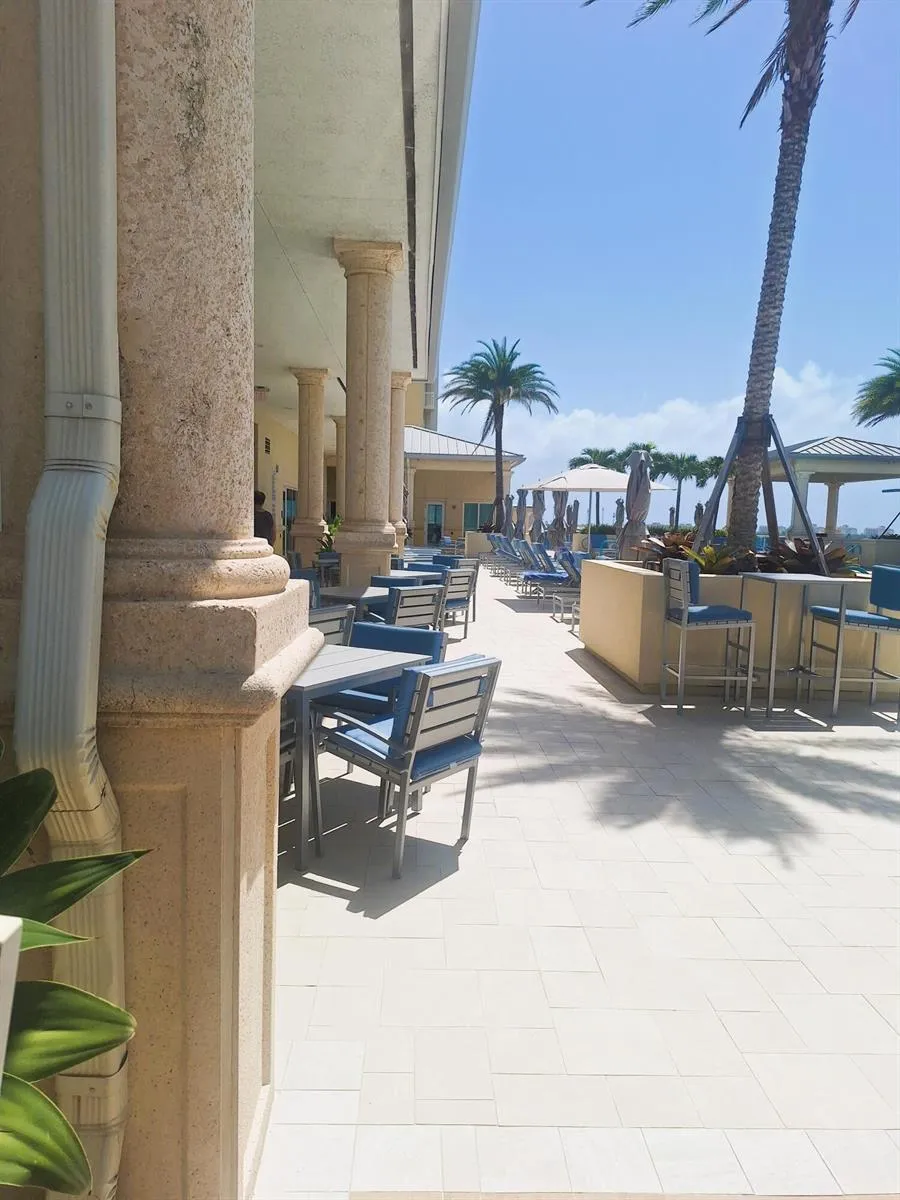 2650 Lake Shore Drive #1705 Riviera Beach, FL 33404