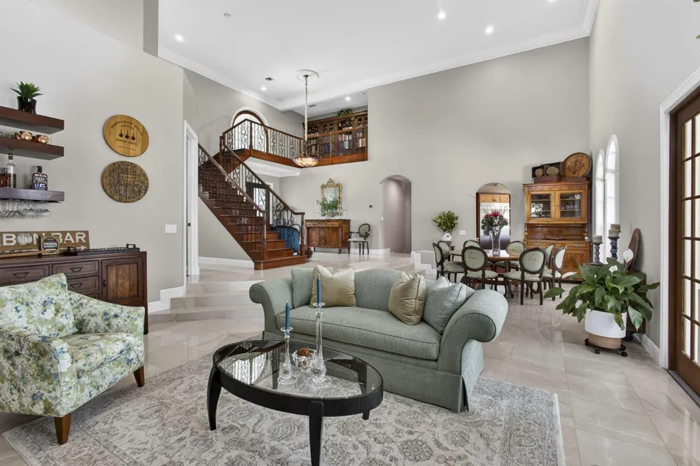 8704 WENDY LANE E West Palm Beach, FL 33411