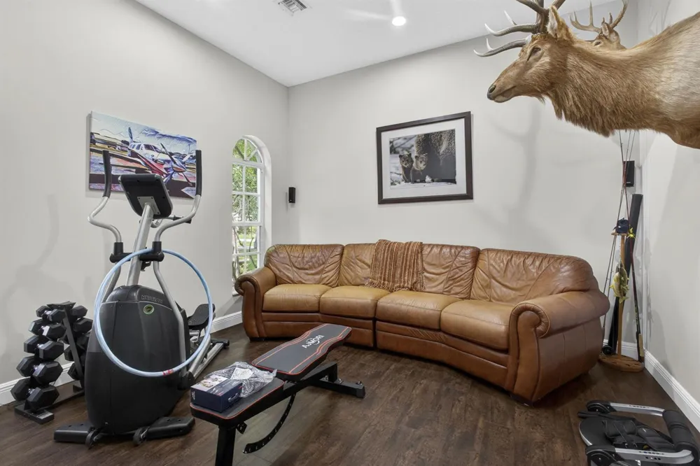 8704 WENDY LANE E West Palm Beach, FL 33411