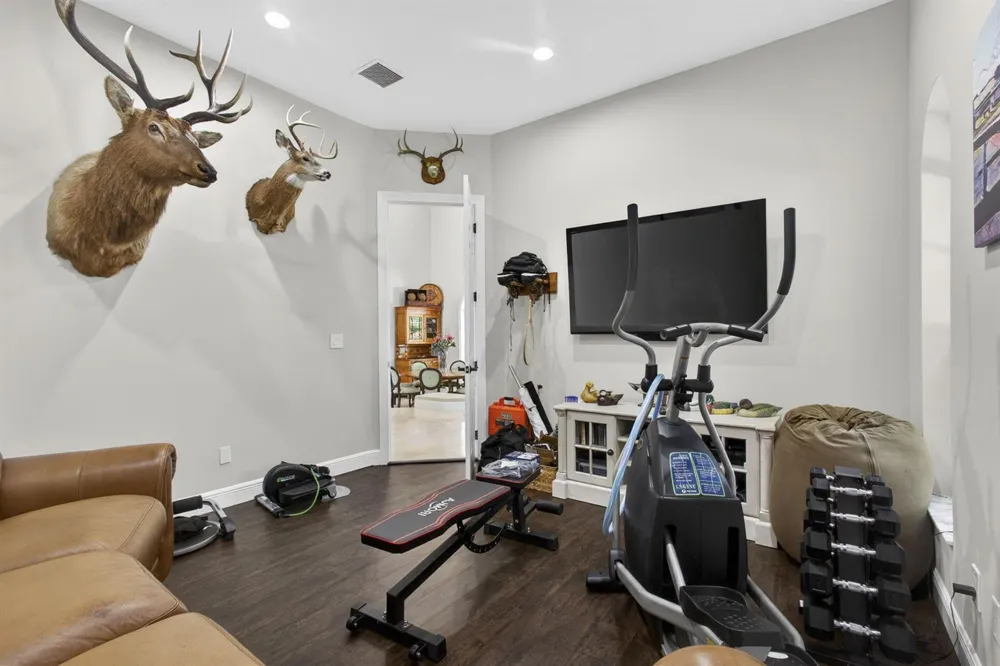 8704 WENDY LANE E West Palm Beach, FL 33411