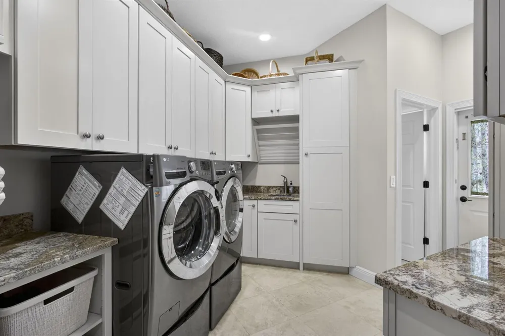 8704 WENDY LANE E West Palm Beach, FL 33411