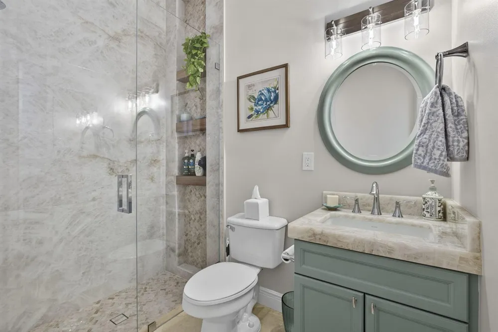 8704 WENDY LANE E West Palm Beach, FL 33411