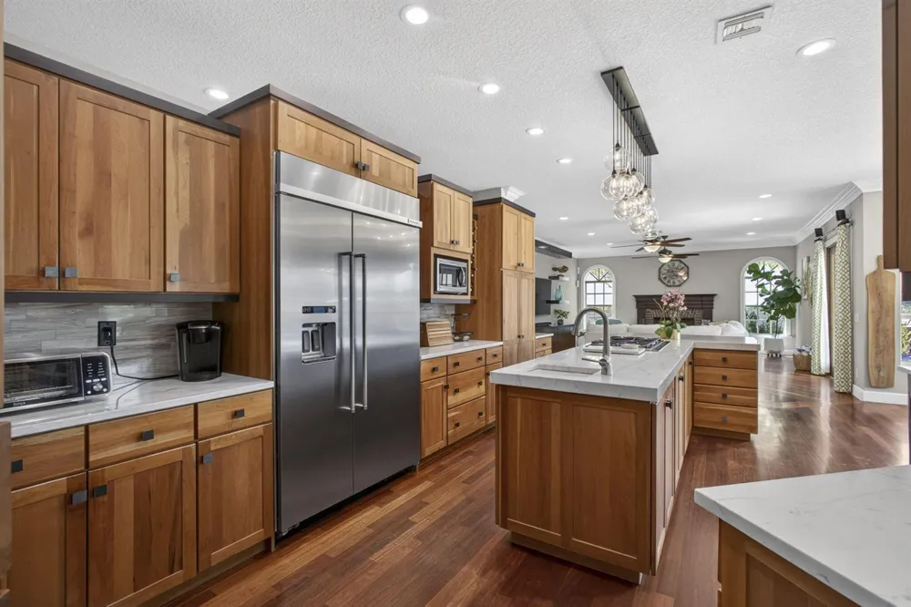 8704 WENDY LANE E West Palm Beach, FL 33411