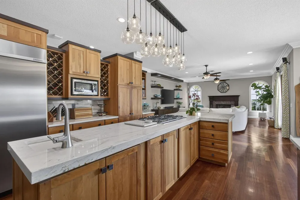 8704 WENDY LANE E West Palm Beach, FL 33411