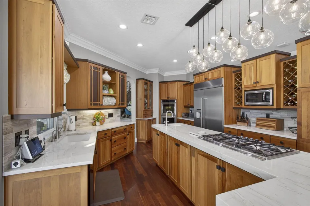 8704 WENDY LANE E West Palm Beach, FL 33411
