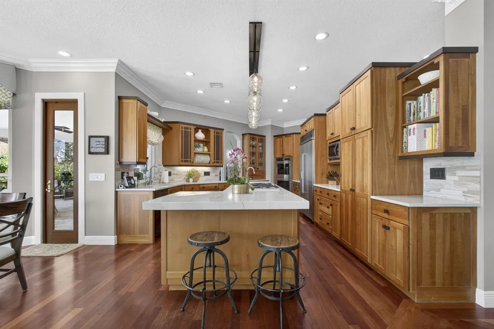 8704 WENDY LANE E West Palm Beach, FL 33411