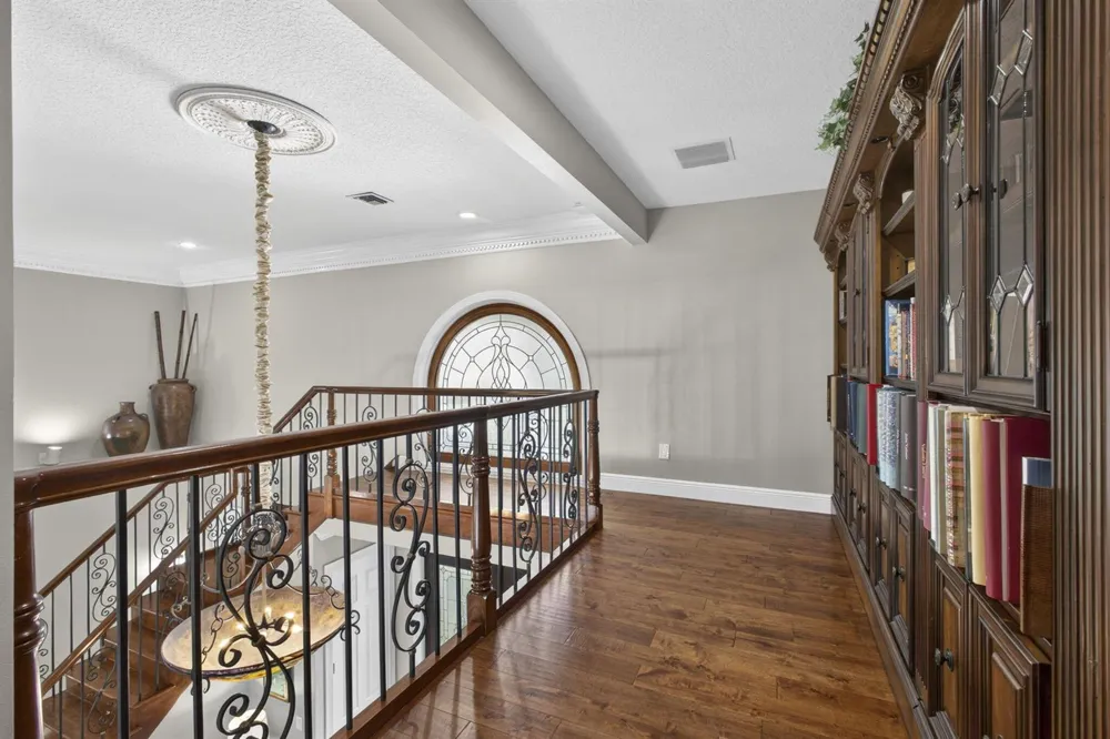 8704 WENDY LANE E West Palm Beach, FL 33411