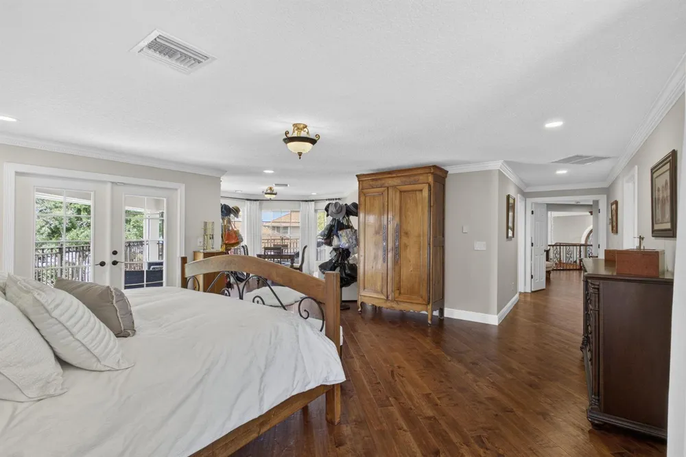 8704 WENDY LANE E West Palm Beach, FL 33411