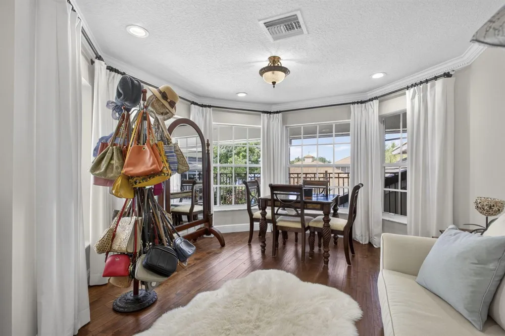 8704 WENDY LANE E West Palm Beach, FL 33411