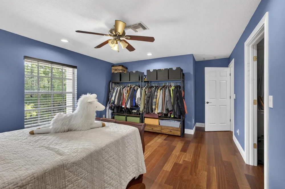 8704 WENDY LANE E West Palm Beach, FL 33411