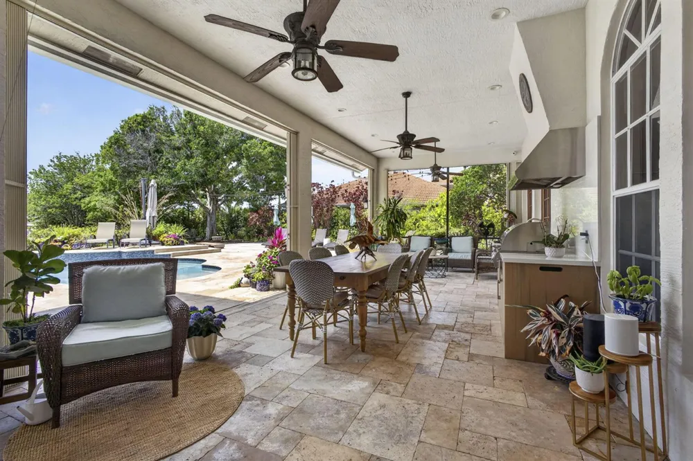 8704 WENDY LANE E West Palm Beach, FL 33411