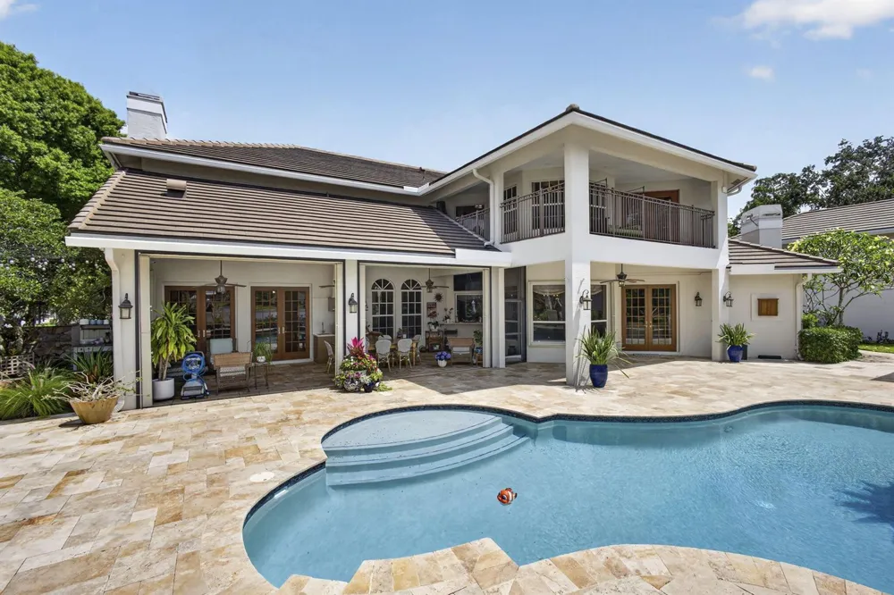 8704 WENDY LANE E West Palm Beach, FL 33411