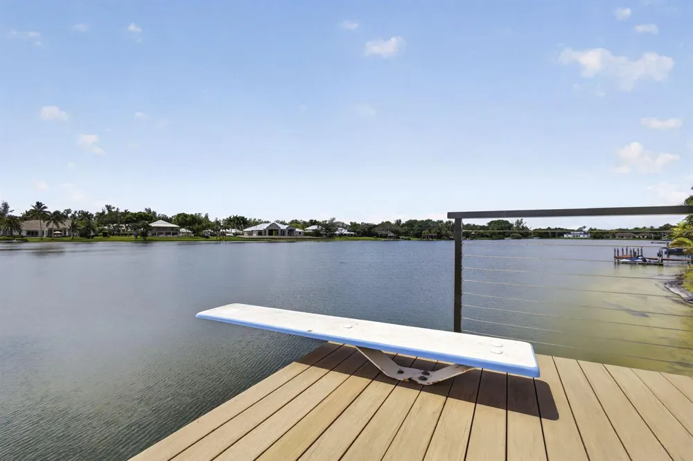 8704 WENDY LANE E West Palm Beach, FL 33411