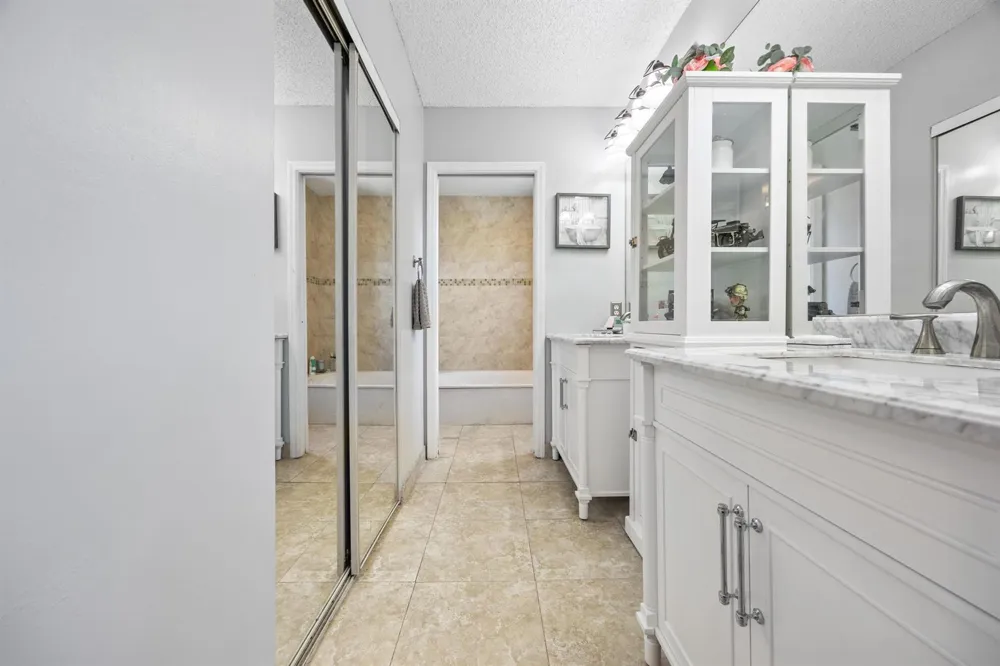 940 SW 96TH AVENUE Pembroke Pines, FL 33025