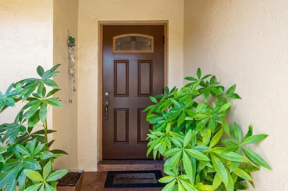 940 SW 96TH AVENUE Pembroke Pines, FL 33025