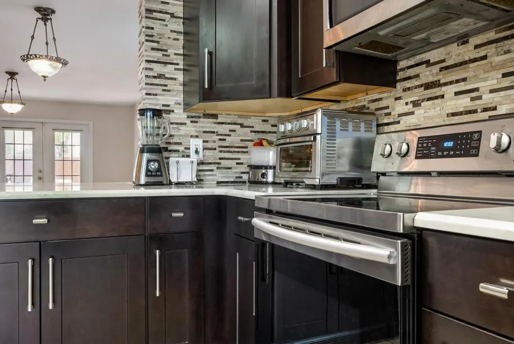 940 SW 96TH AVENUE Pembroke Pines, FL 33025