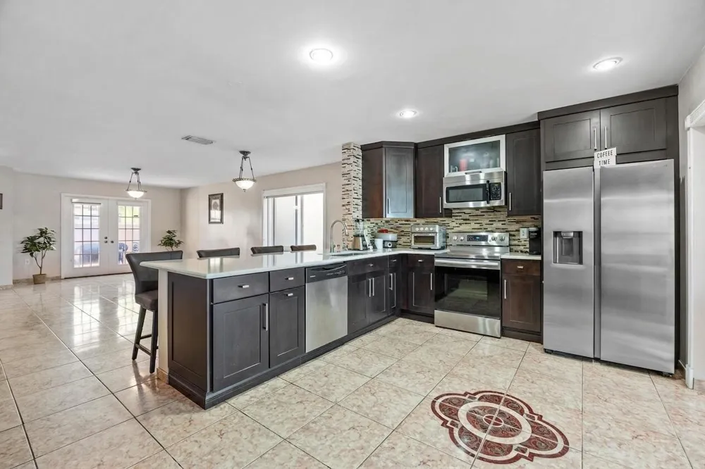 940 SW 96TH AVENUE Pembroke Pines, FL 33025