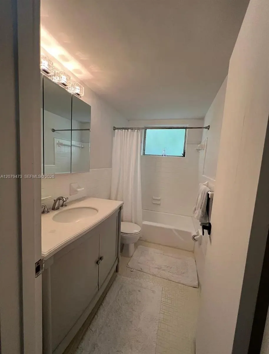 1135 101st St #4 Bay Harbor Islands, FL 33154