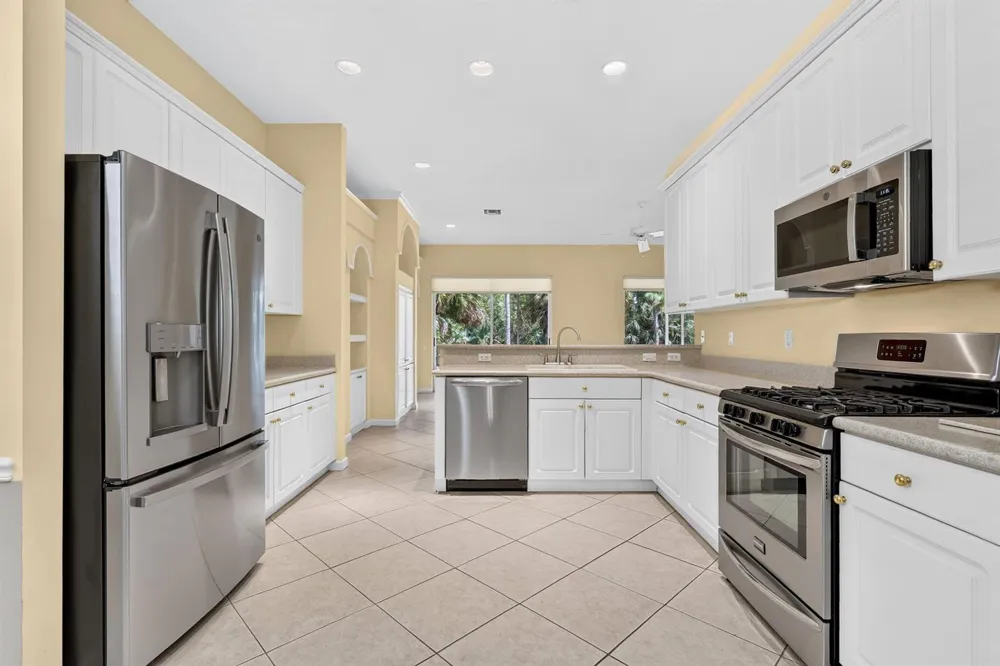 174 NW Lawton Road Port St. Lucie, FL 34986