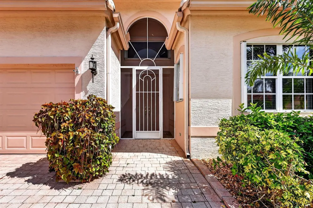 174 NW Lawton Road Port St. Lucie, FL 34986