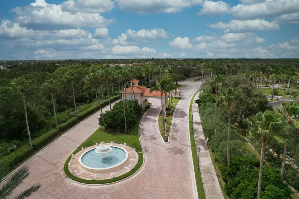 174 NW Lawton Road Port St. Lucie, FL 34986