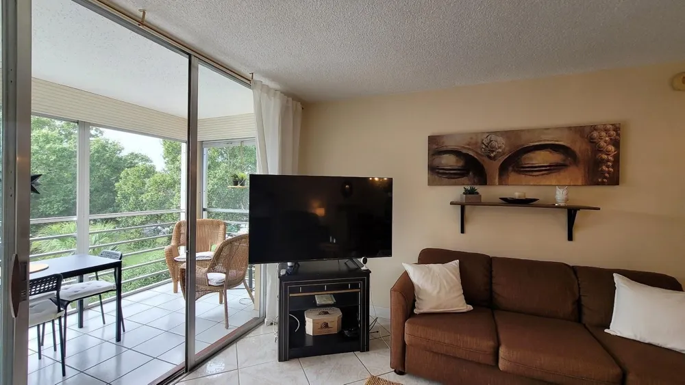 2901 NW 48th Avenue #461 Lauderdale Lakes, FL 33313