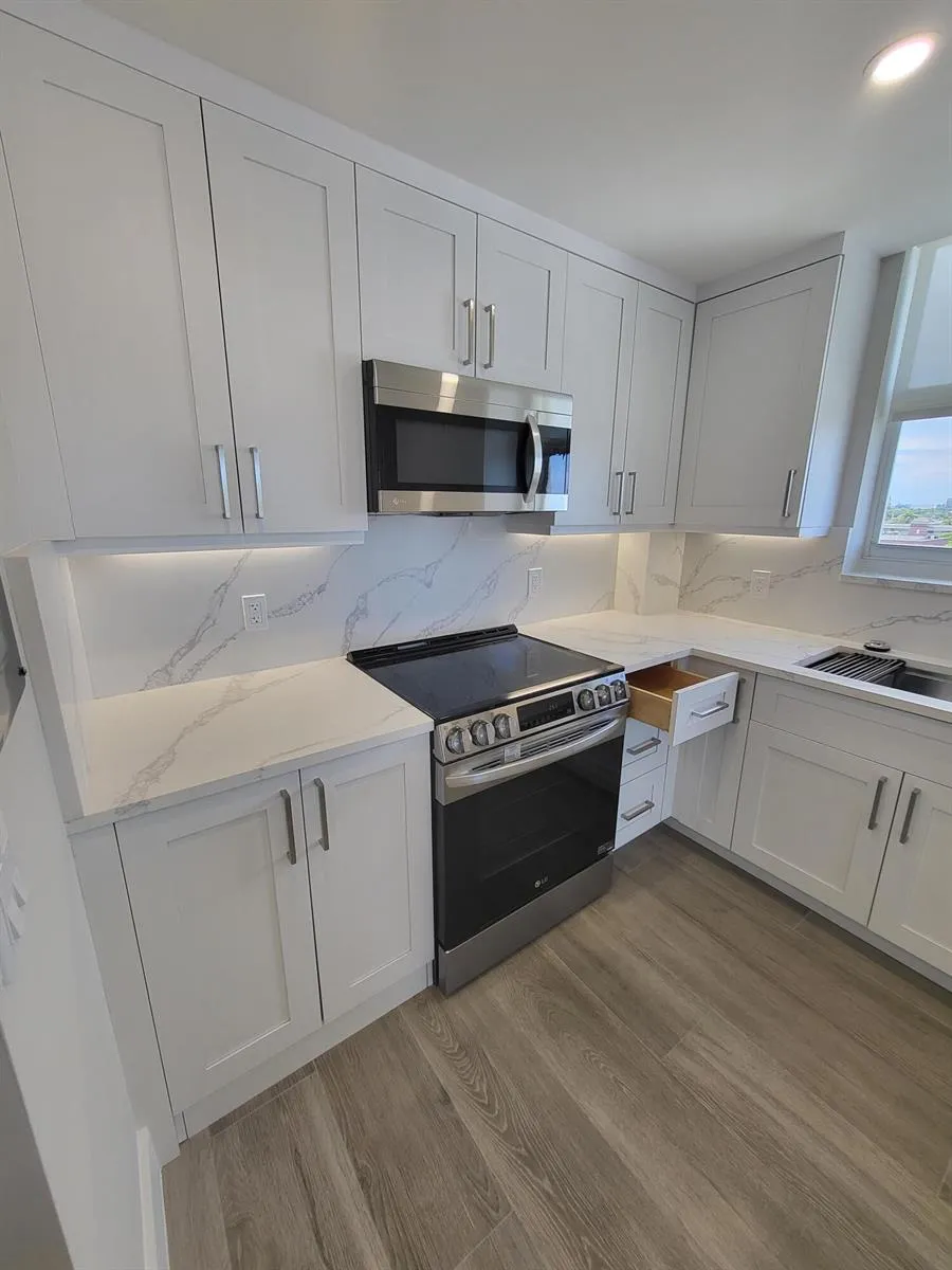 3100 NE 49th Street #701 Fort Lauderdale, FL 33308