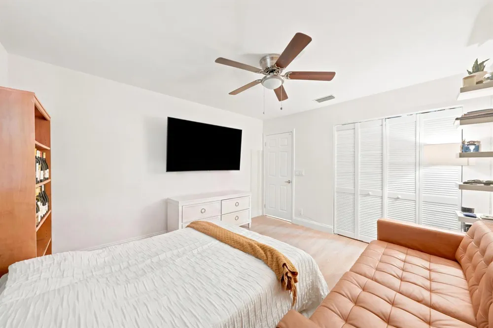 8026 SW 20TH COURT Davie, FL 33324