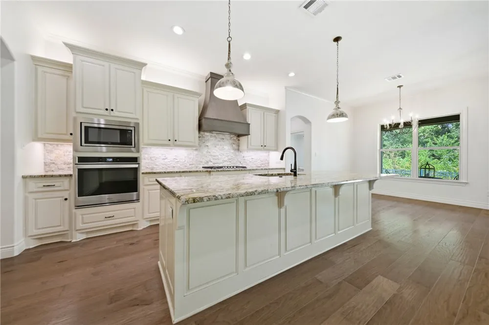 3533 Fairfax Green Bryan, TX 77808