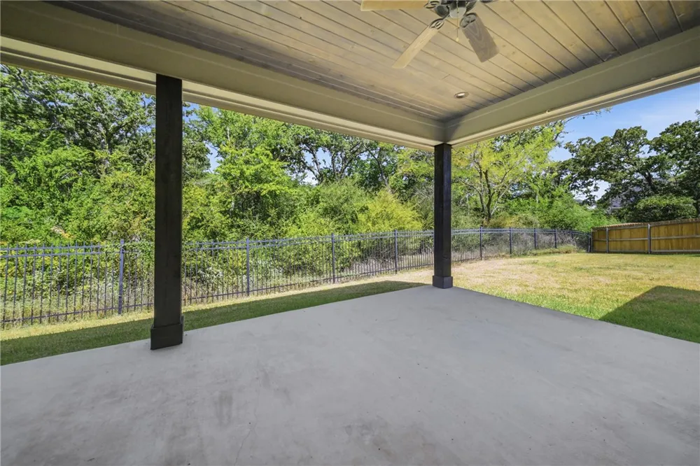 3533 Fairfax Green Bryan, TX 77808