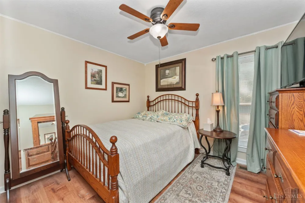1295 Deblin Drive Miami, OH 45150