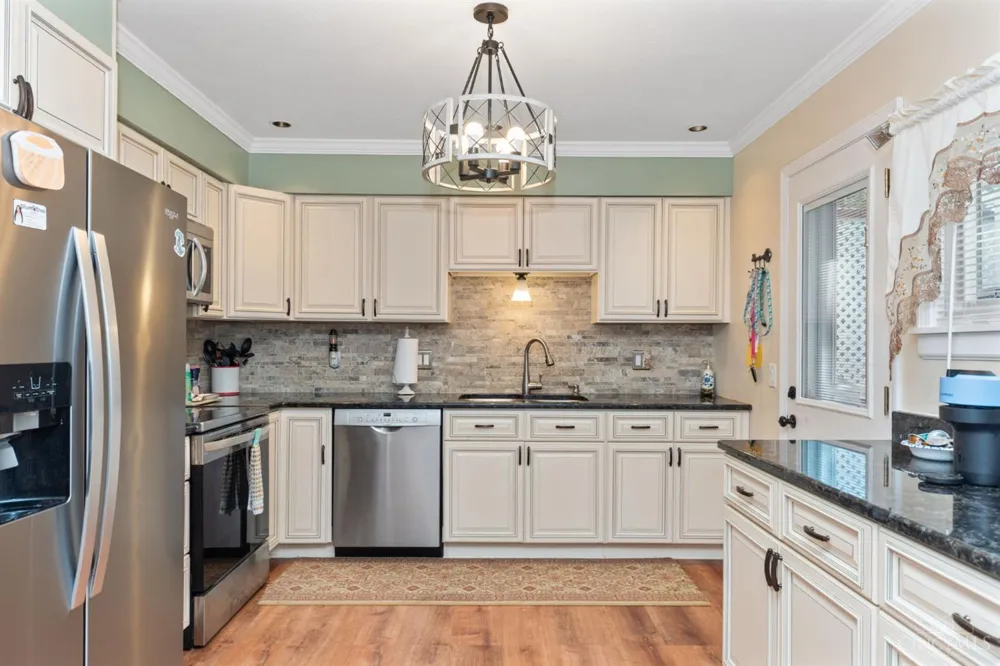 1295 Deblin Drive Miami, OH 45150