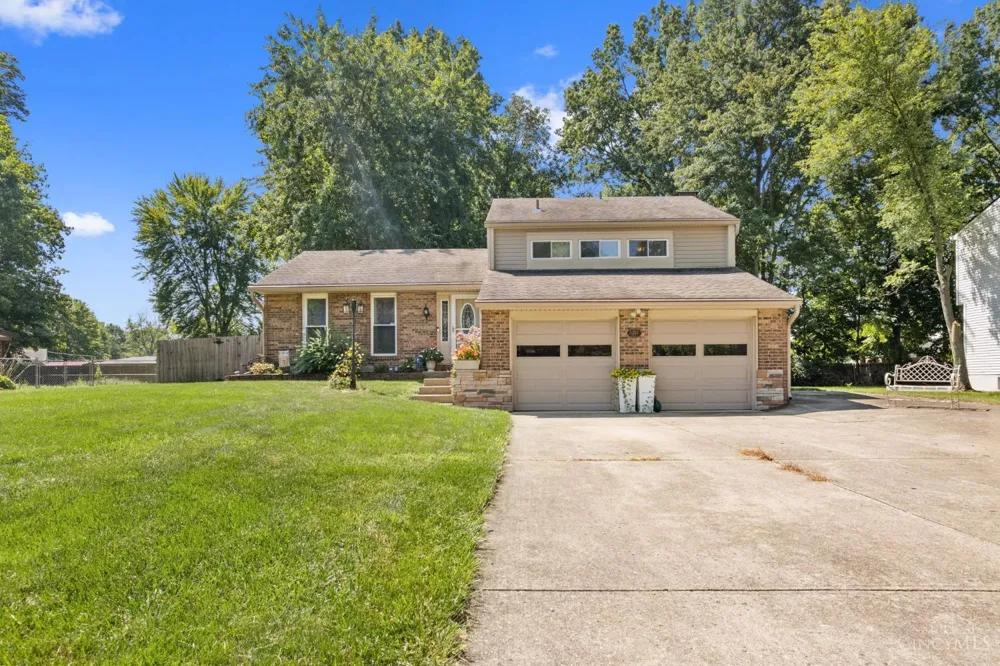 1295 Deblin Drive Miami, OH 45150