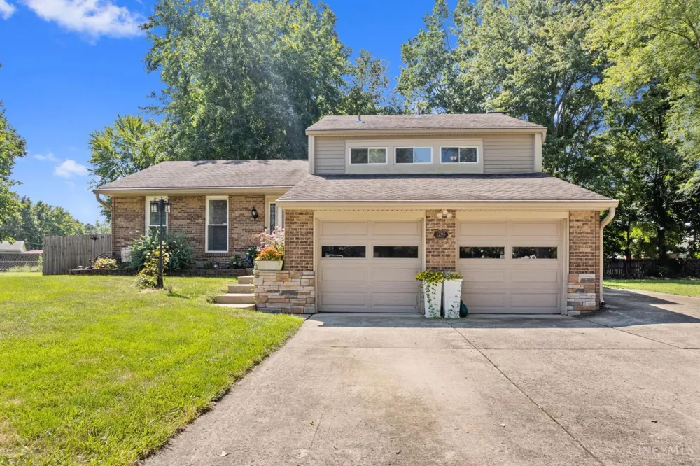 1295 Deblin Drive Miami, OH 45150
