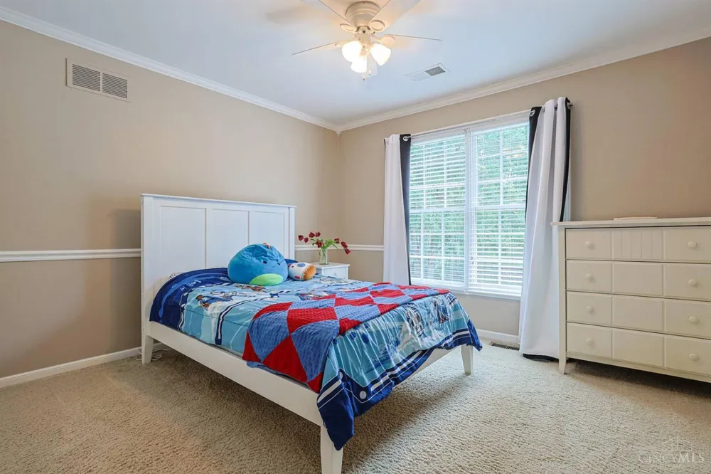 7265 Timberknoll Drive Cincinnati, OH 45242