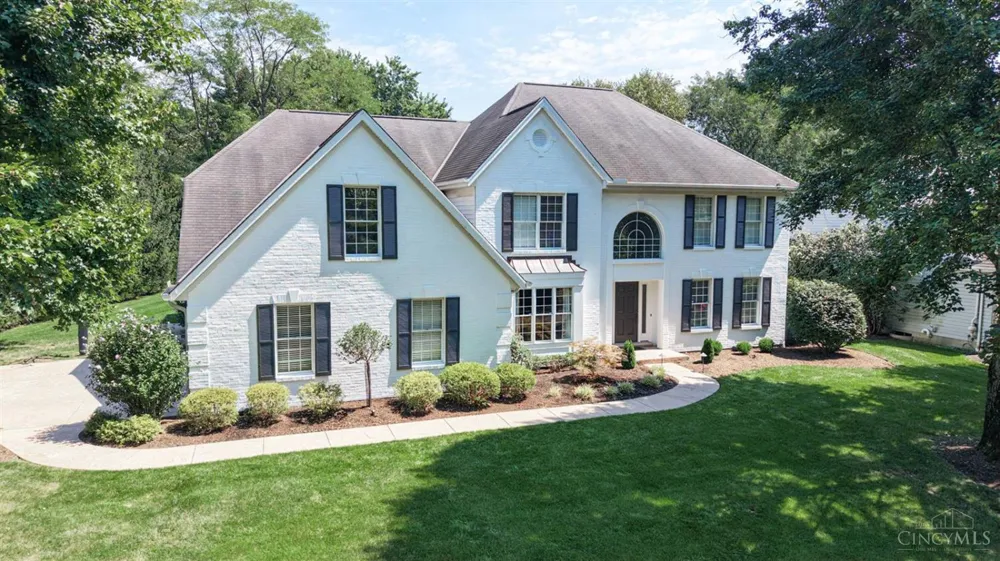 7265 Timberknoll Drive Cincinnati, OH 45242