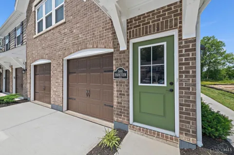 5881 Parkview Lane #305
