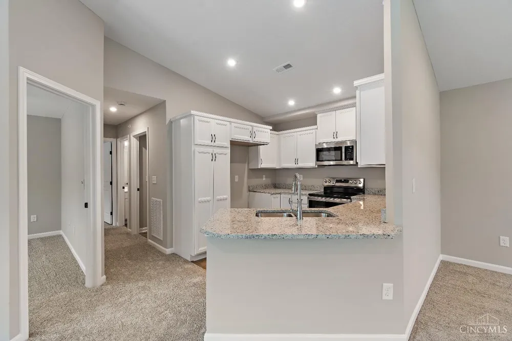 5881 Parkview Lane #305 Miami, OH 45150