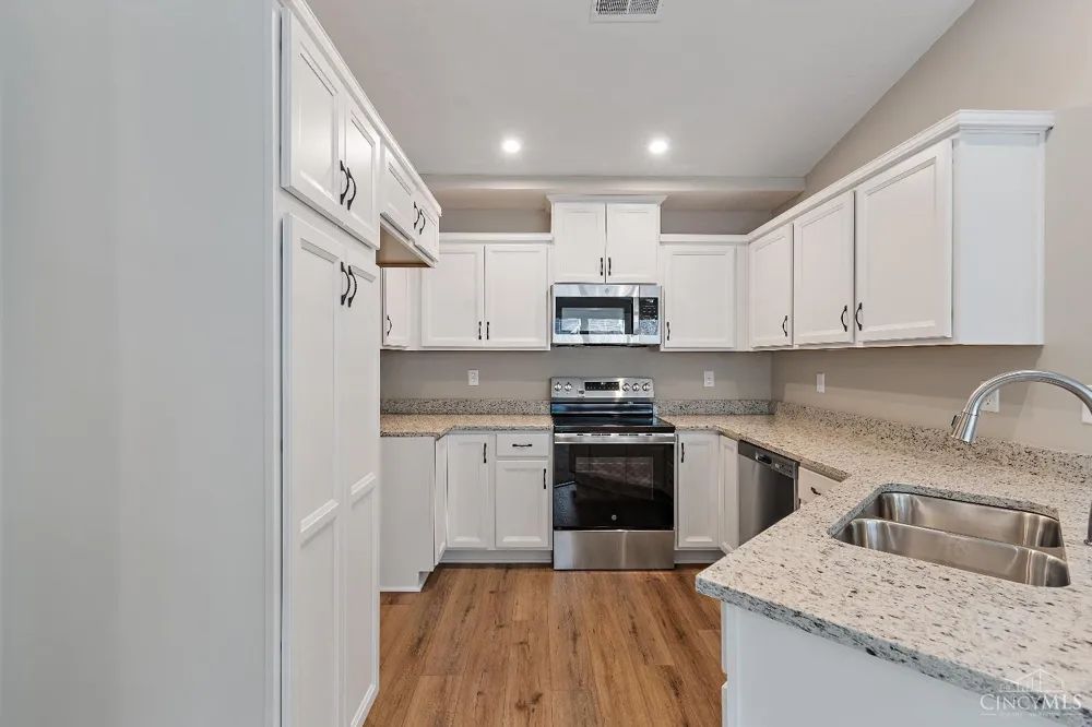 5881 Parkview Lane #305 Miami, OH 45150