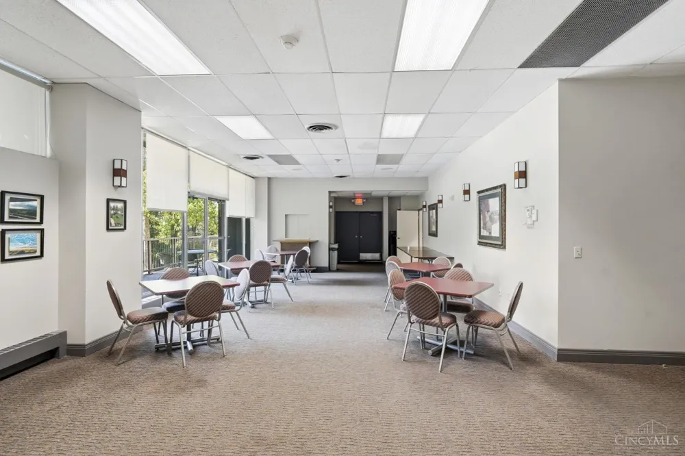 2324 Madison Road #910 Cincinnati, OH 45208