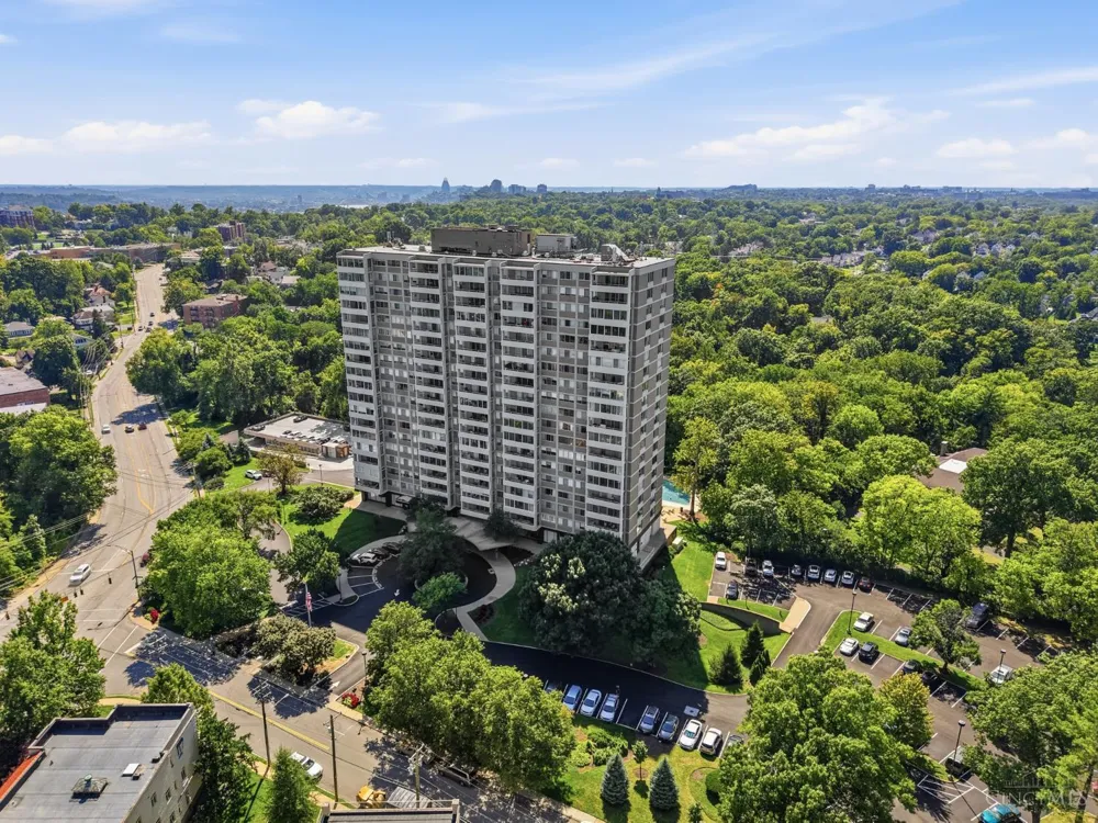 2324 Madison Road #910 Cincinnati, OH 45208