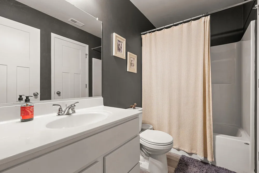11271 Elkhart Circle Crown Point, IN 46307