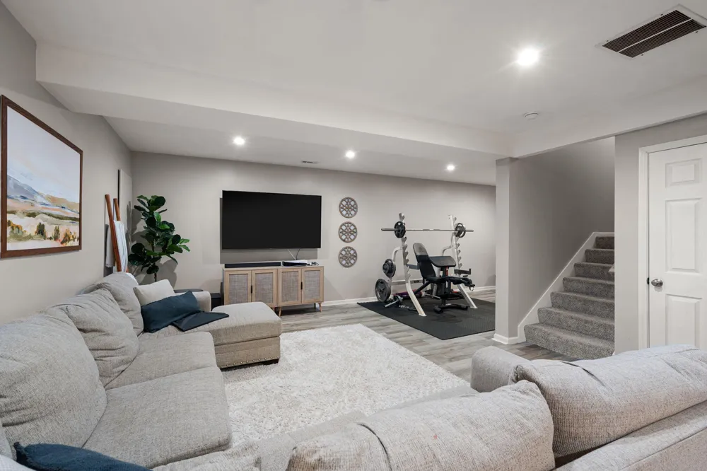 11271 Elkhart Circle Crown Point, IN 46307