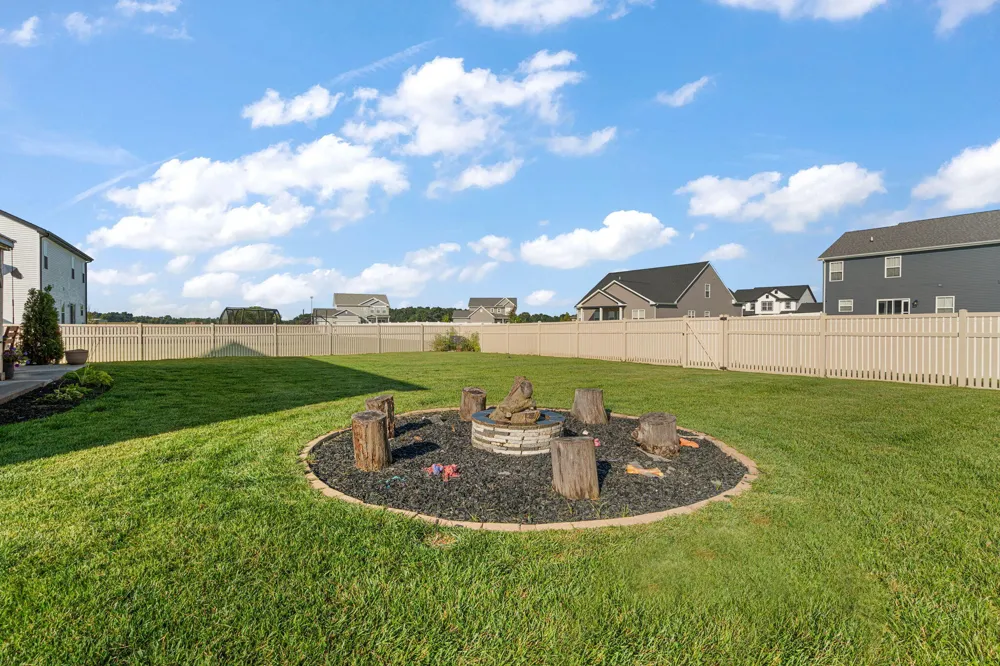 11271 Elkhart Circle Crown Point, IN 46307
