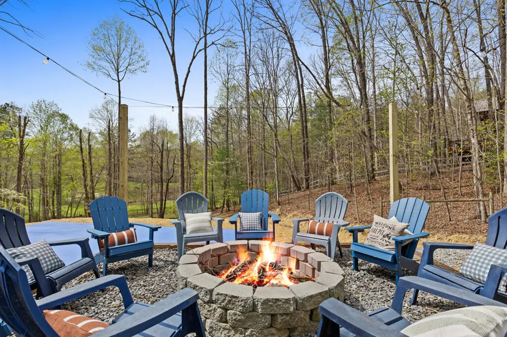 1134 Maggie Chapman Road Blue Ridge, GA 30513