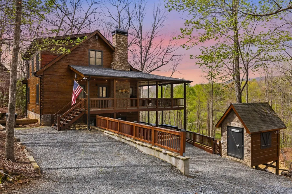 1134 Maggie Chapman Road Blue Ridge, GA 30513