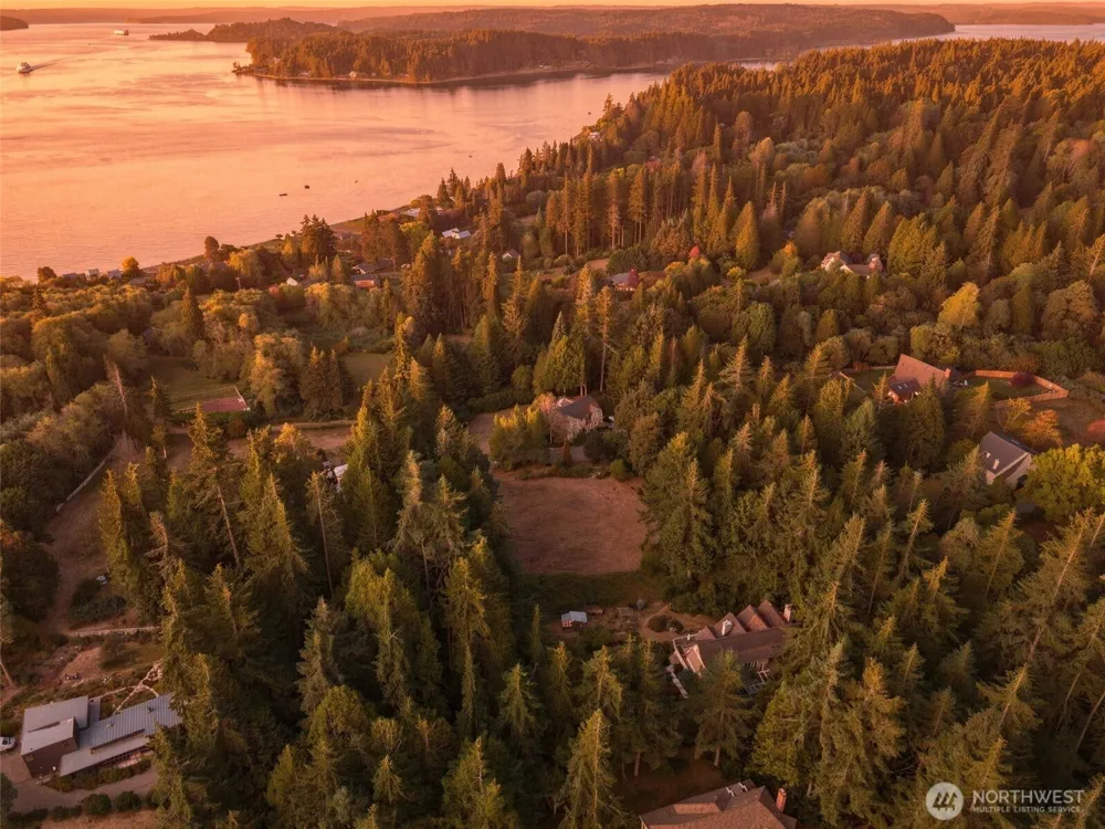 0 TBD NE Baker Hill Bainbridge Island, WA 98110