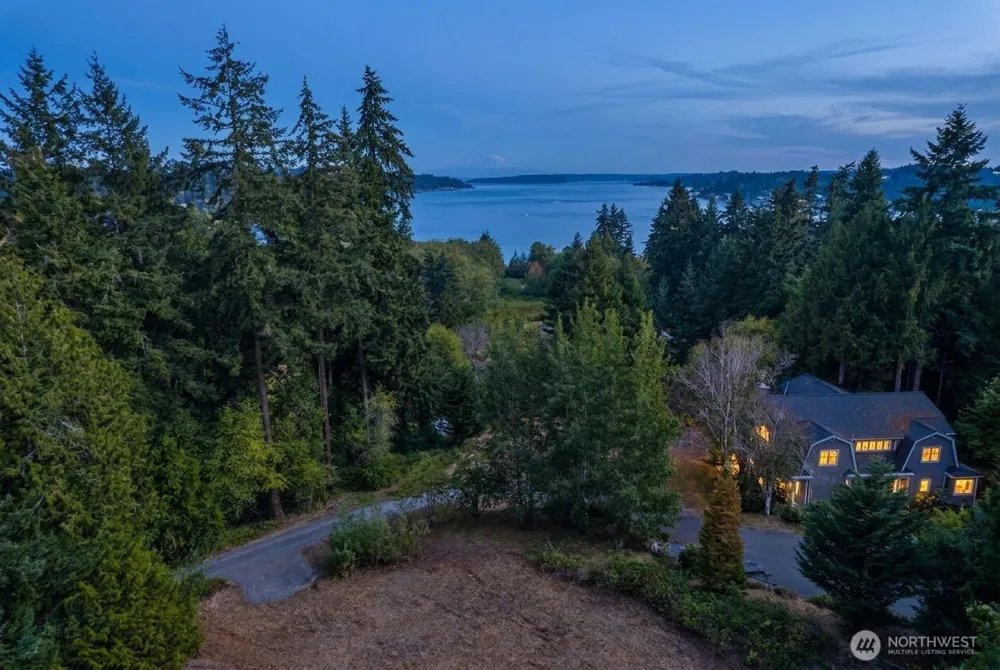 0 TBD NE Baker Hill Bainbridge Island, WA 98110