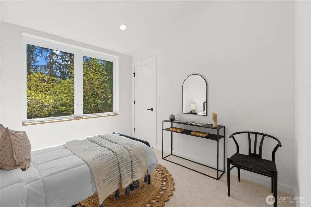 11349 23rd Avenue NE Seattle, WA 98125